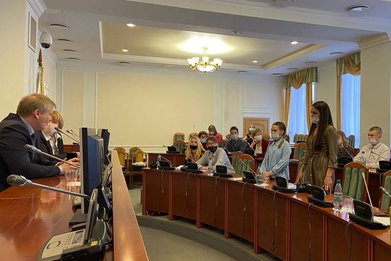 В Законодательном Собрании Нижегородской области наградили победителей ежегодного конкурса «Энергия и среда обитания»