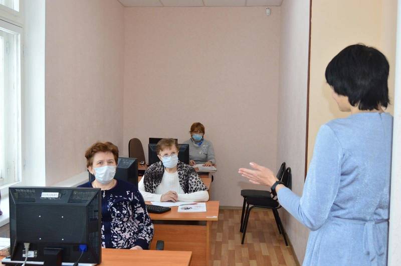 Более 1200 нижегородцев старшего поколения повысило уровень цифровой грамотности в 2021 году