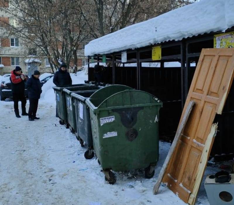 Специалисты регионального Минэкологии проверили состояние контейнерных площадок в Павловском муниципальном округе