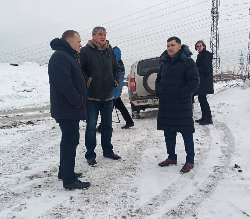 Денис Егоров проверил ход работ по рекультивации Шуваловской свалки