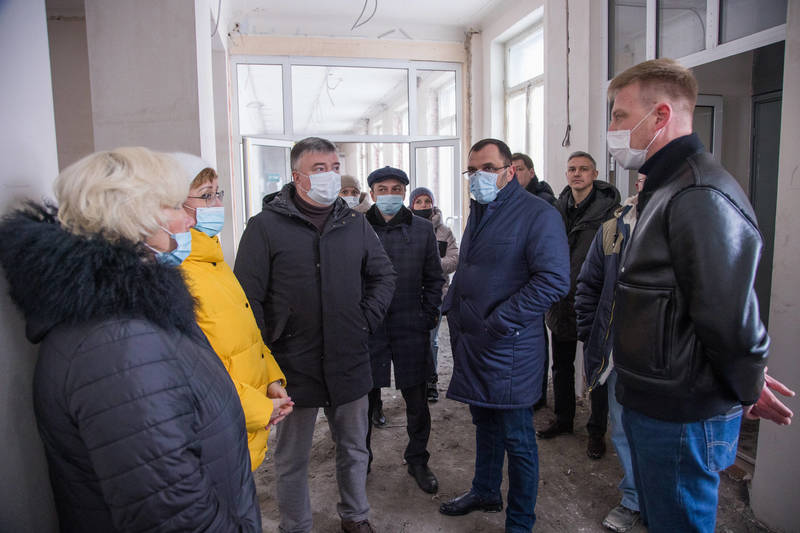 Капитальный ремонт в школе №156 в Нижнем Новгороде идет в соответствии с графиком и выполнен на треть