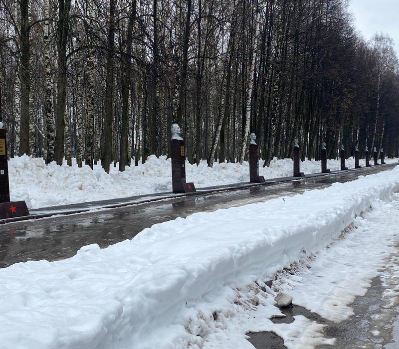 В Богородске на аллее Славы установили QR-коды, содержащие информацию о героях Великой Отечественной войны