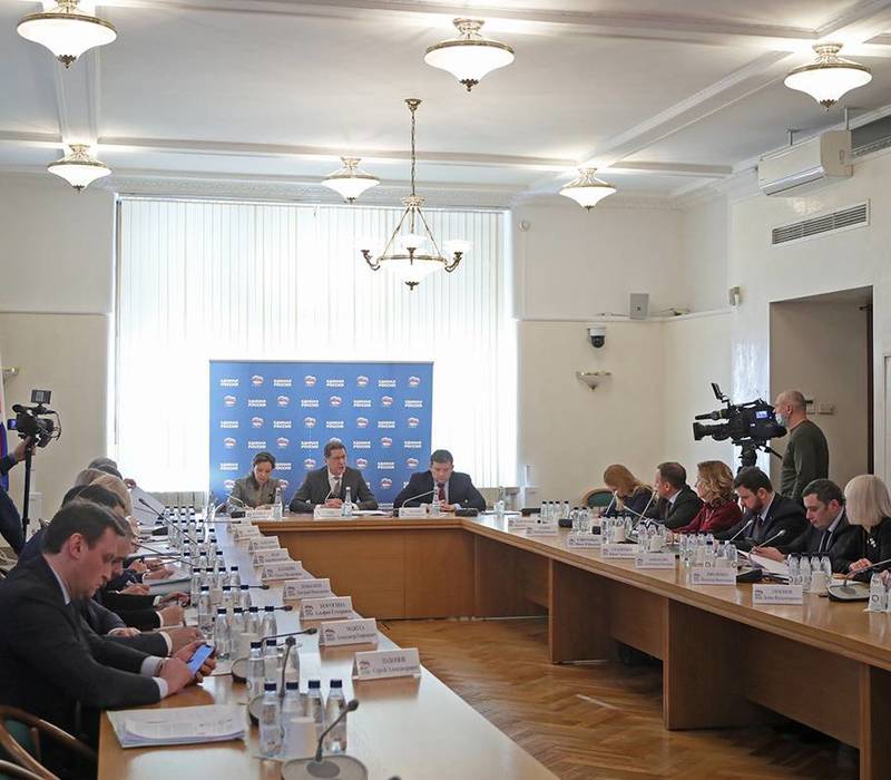 «Единая Россия» предложила новые меры поддержки граждан и экономики в условиях санкций