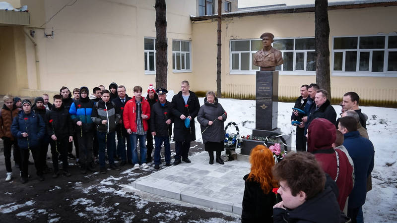 Память Романа Пискунова, погибшего на второй чеченской войне, почтили в Балахне
