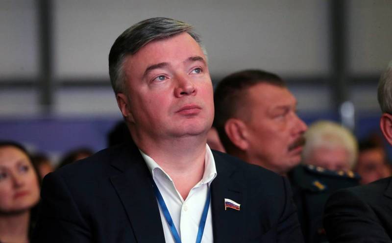 Артем Кавинов: «Единая Россия» продолжает ставить во главу угла работу по поддержке социальной сферы, семей с детьми и наименее защищенных категорий граждан»