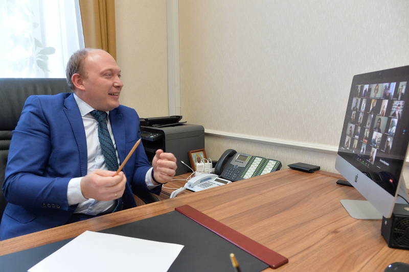 Максим Ребров принял участие в проекте «Семинар с лидером» для членов Молодежного парламента при Законодательном Собрании Нижегородской области