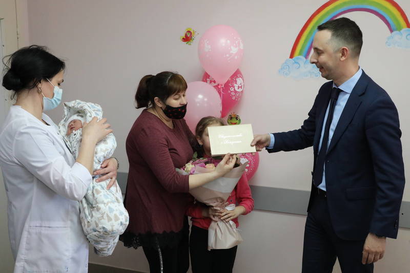 Жительницу Донбасса выписали из Борской ЦРБ в Нижегородской области после рождения дочери