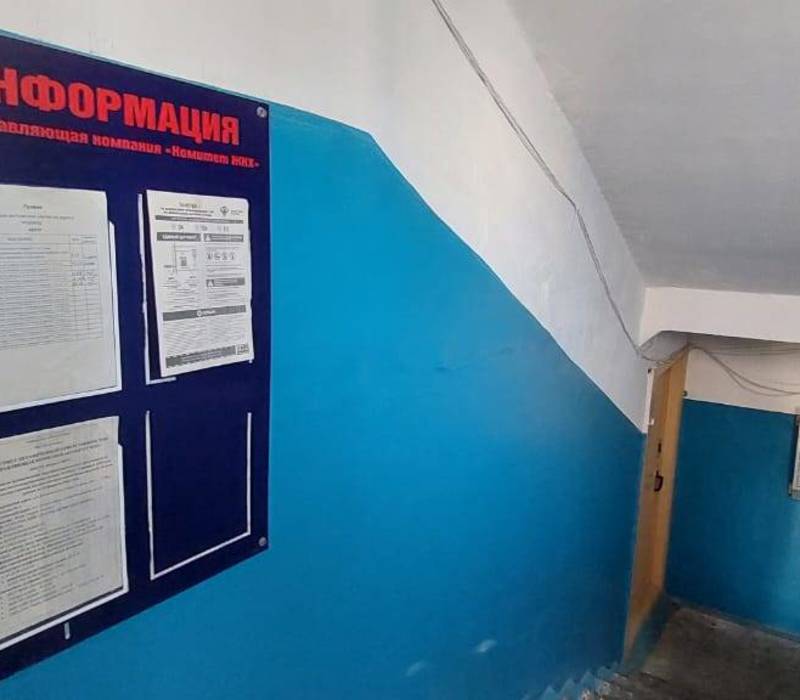 Коммунальщики отремонтировали 38 подъездов в Володарском и Богородском районах по требованию ГЖИ