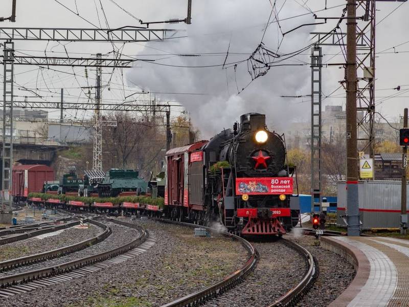 Поезд Победы отправился из Нижнего Новгорода в честь 80-летия Волжской рокады