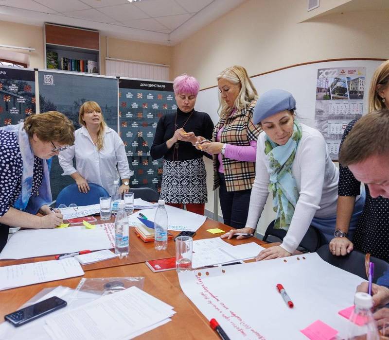 Представители нижегородских НКО прошли обучение в практических мастерских «От проектного мышления к грантовой заявке»
