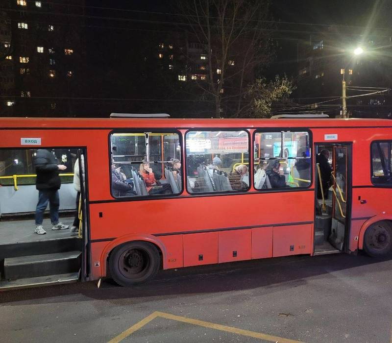 Пассажиры отмечают улучшение работы транспорта на некоторых маршрутах в Нижнем Новгороде 