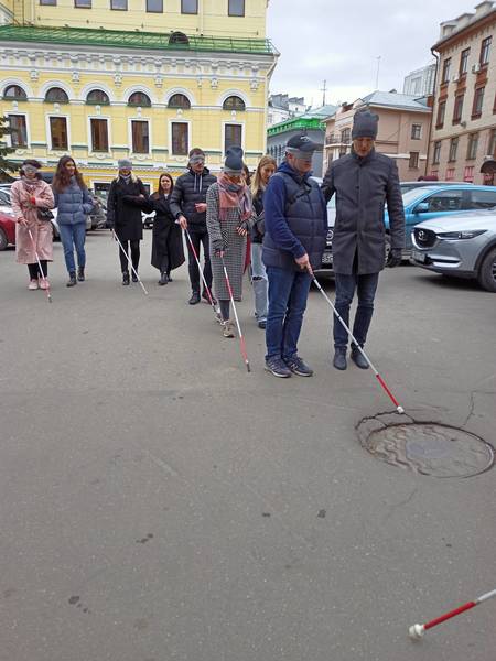 Как себя чувствуют люди с инвалидностью, проверили в одном из банков