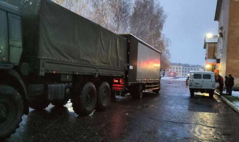 Уже 32 машины с гуманитарным грузом отправили нижегородские активисты Народного фронта в помощь военным 