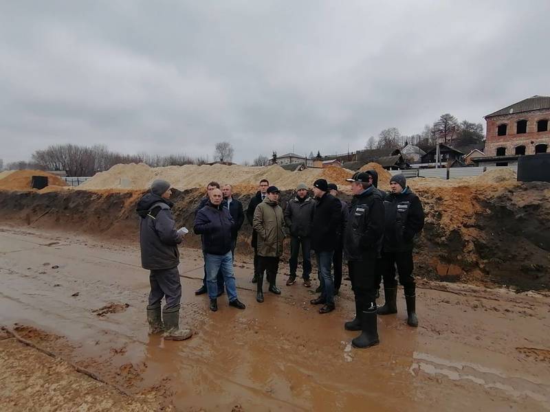 Денис Егоров оценил ход берегоукрепления Волги в районе Городца 