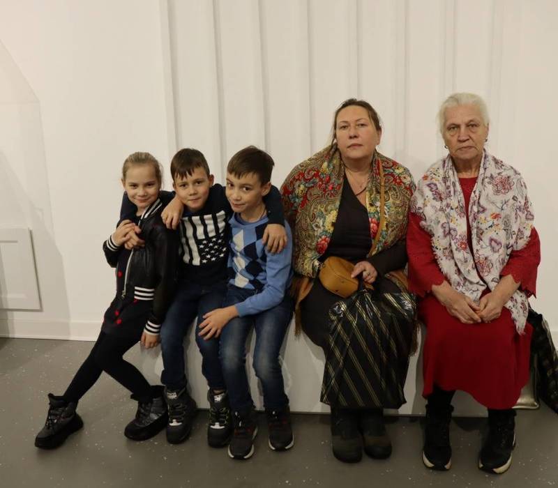 Кинопоказ в честь Дня матери состоялся для нижегородских многодетных семей в центре культуры «Рекорд»