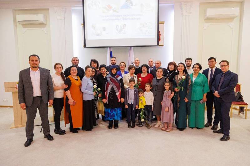  С Днем матери поздравили женщин разных национальностей, проживающих в Нижегородской области