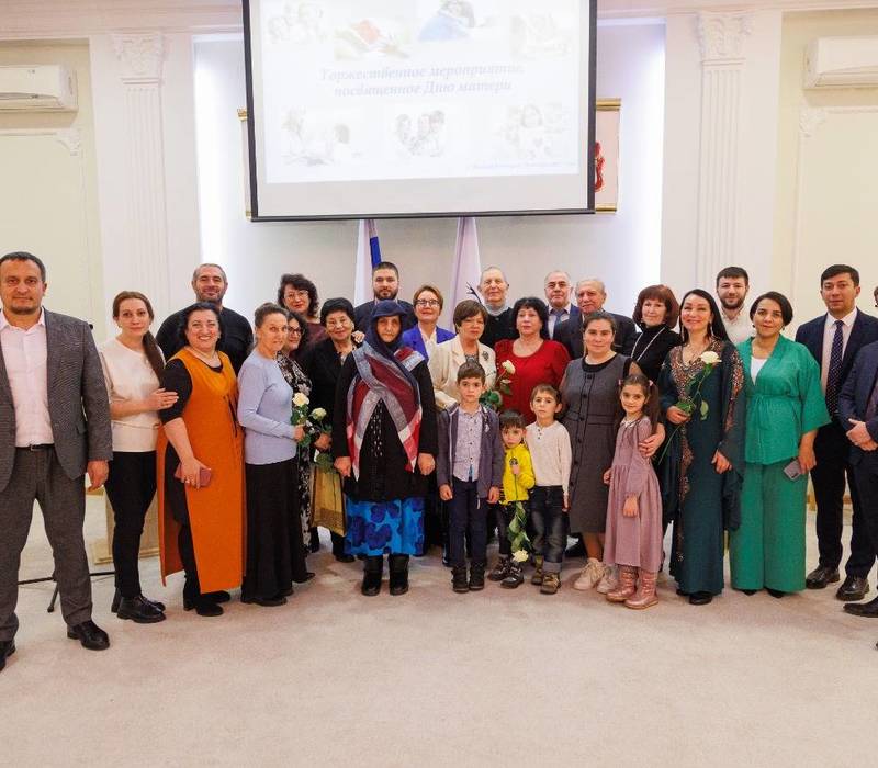  С Днем матери поздравили женщин разных национальностей, проживающих в Нижегородской области