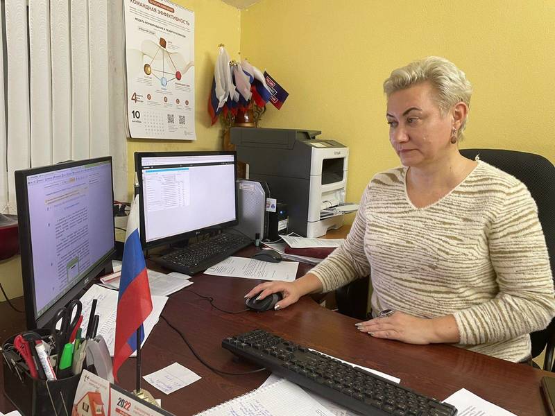 Руководитель главного управления ЗАГС Нижегородской области ответила на 18 вопросов нижегородцев в ходе прямой линии