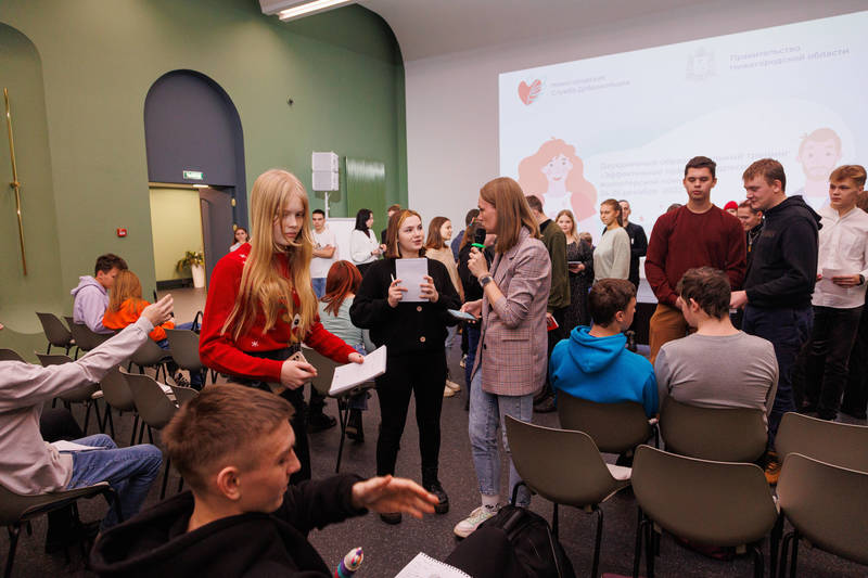 Более 100 нижегородских студентов освоили эффективные практики адресной волонтерской помощи