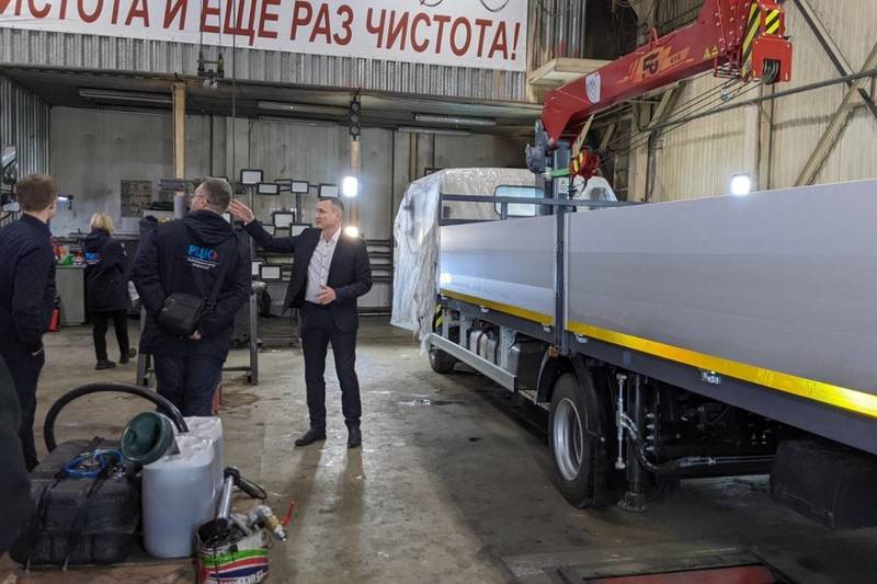 Более чем на 60 процентов увеличил выработку нижегородский производитель автокранов благодаря нацпроекту «Производительность труда» 