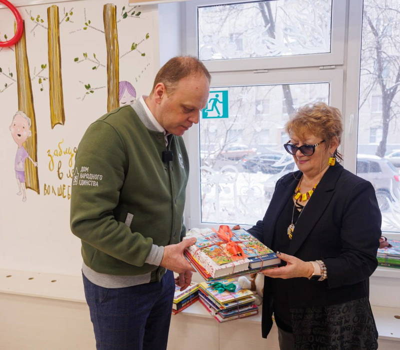 Нижегородские библиотеки открыли пункты приема книг и учебников для жителей Харцызска