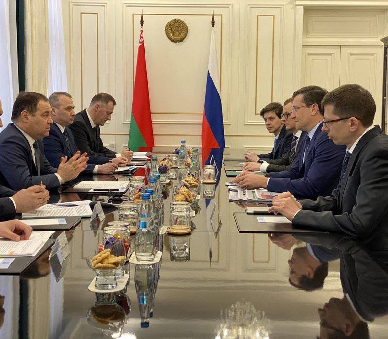 Глеб Никитин и Роман Головченко провели рабочую встречу в Минске