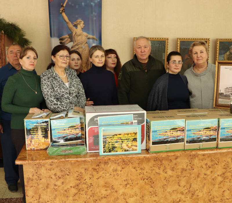 Нижегородский Учебно-методический центр им. Чуйкова подарил офисную технику музею «Молодая гвардия» в ЛНР