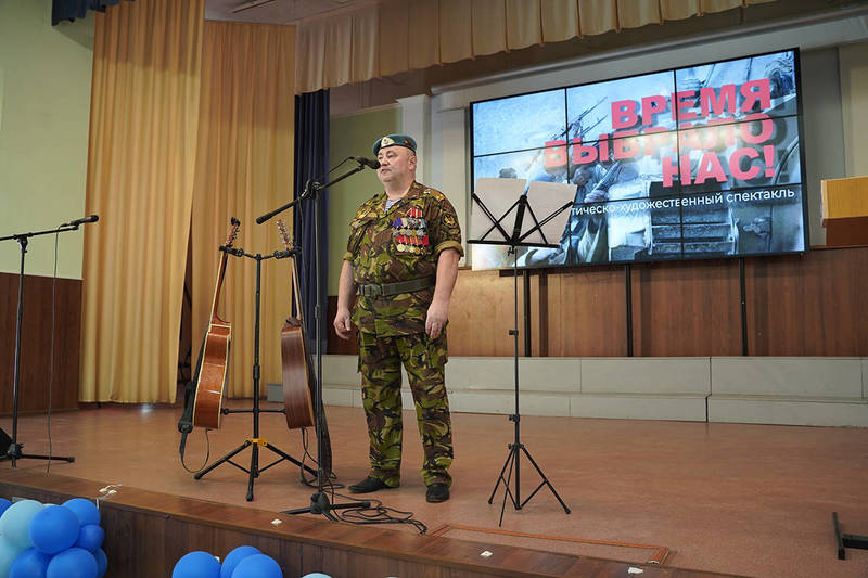 Нижегородским студентам представили патриотический моноспектакль, посвященный Великой Отечественной войне