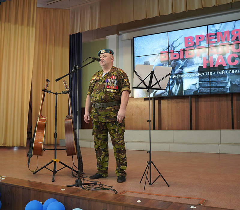 Нижегородским студентам представили патриотический моноспектакль, посвященный Великой Отечественной войне