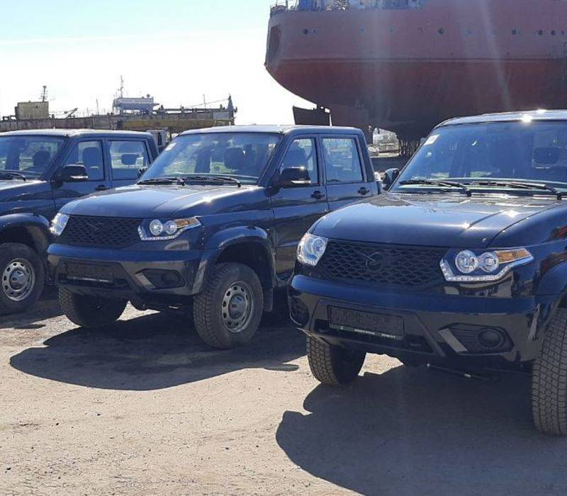 Три внедорожника передал военнослужащим СВО Городецкий судоремонтный завод при поддержке Дома народного единства