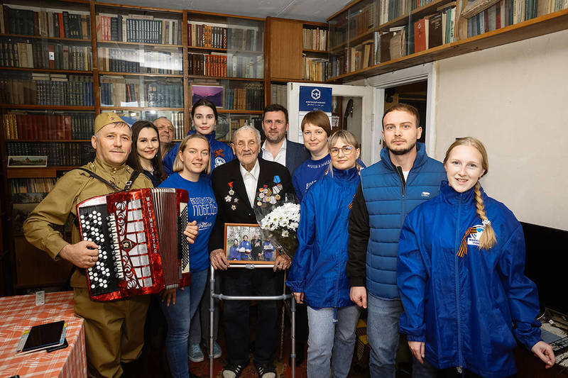 Нижегородские фронтовики получают поздравления в рамках акции «Подарок ветерану»
