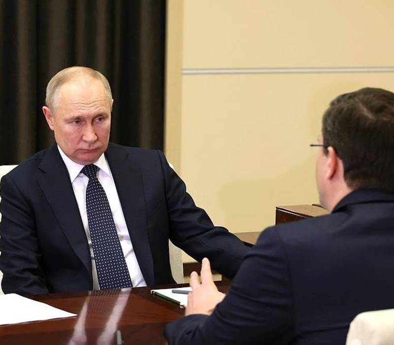 Глеб Никитин доложил Владимиру Путину о мерах поддержки нижегородских военнослужащих и их семей