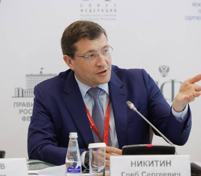 Глеб Никитин провел заседание комиссии Госсовета по направлению «Экология и природные ресурсы» в Санкт-Петербурге