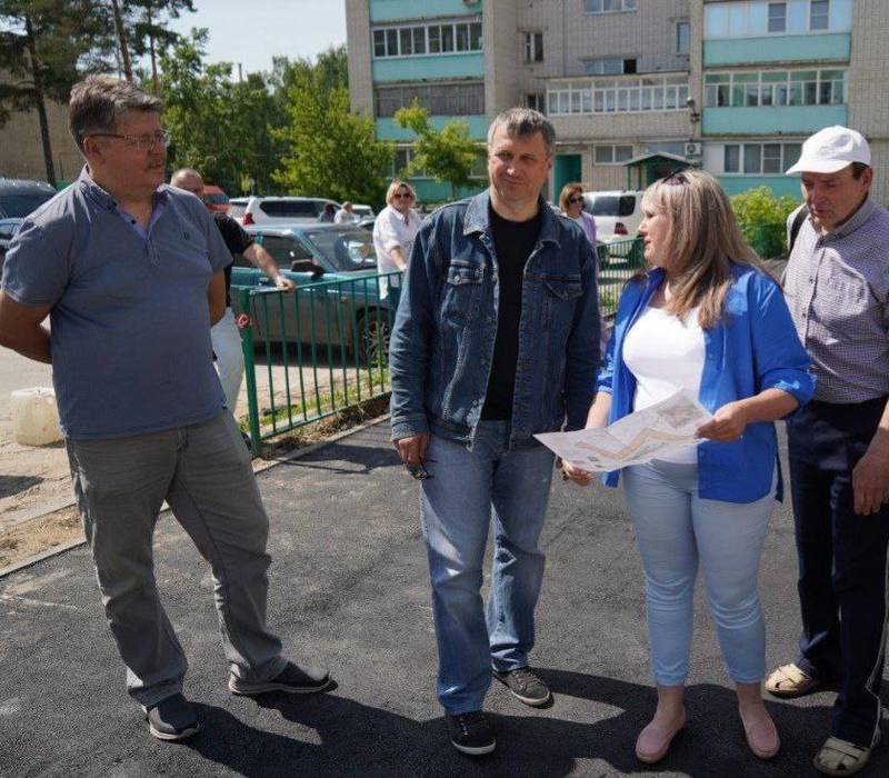 В Дзержинске ведется благоустройство 21 дворовой территории в рамках нацпроекта «Жилье и городская среда»