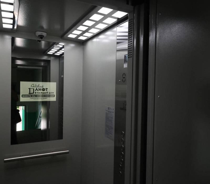 Социальные участковые оценили качество работ по установке лифтов в Дзержинске