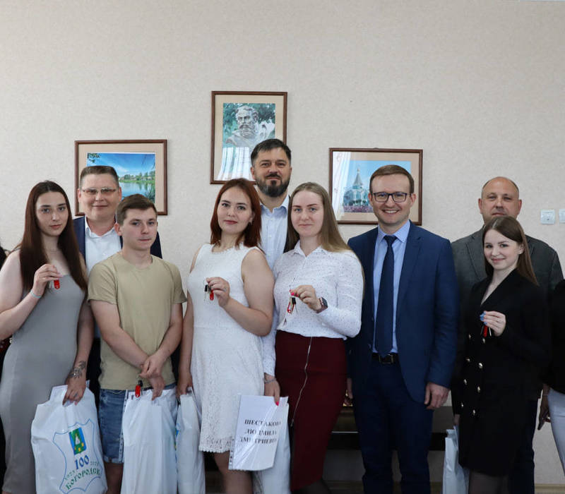 16 детей-сирот получили ключи от новых квартир в Богородском муниципальном округе Нижегородской области