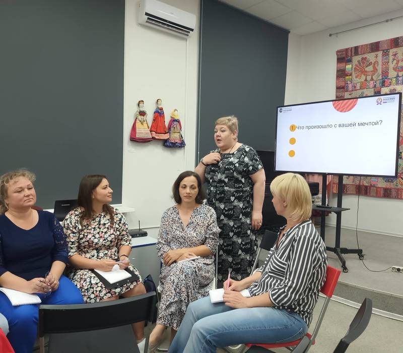 В Нижегородской области стартовала программа обучения социальных участковых