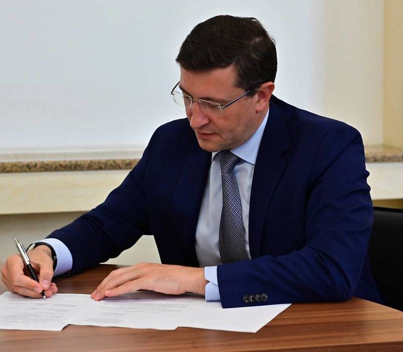 Глеб Никитин представил в избирательную комиссию документы о выдвижении на выборы губернатора Нижегородской области