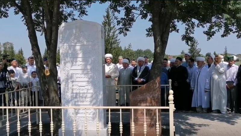 В селе Сафаджай Пильнинского района открылся мемориал памяти Хусаина Фаизханова