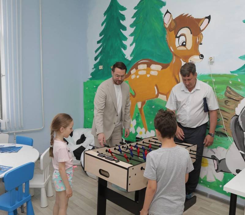 В Кстовской ЦРБ открыли детскую игровую комнату в рамках проекта «Футбол – детям»