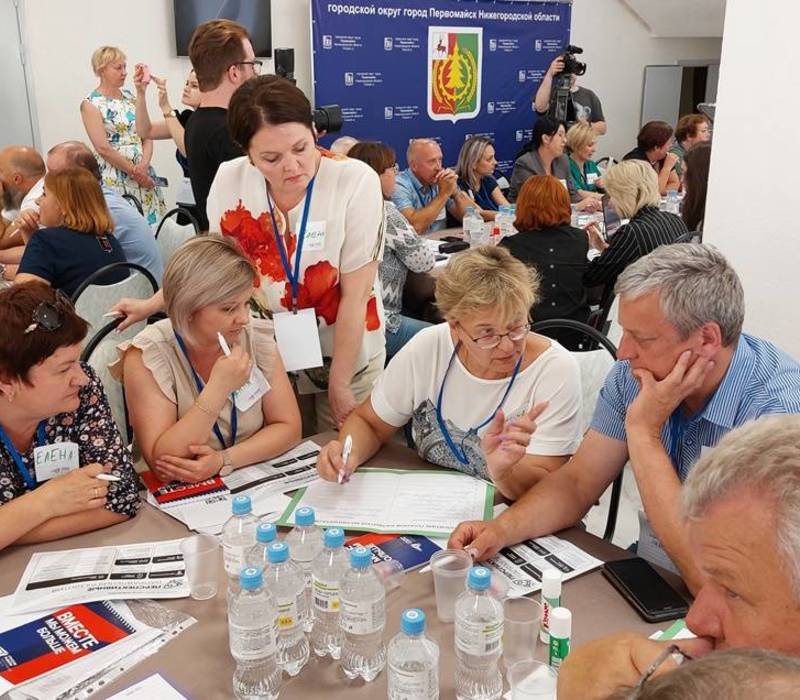Участники стратсессии в Первомайске предложили развивать сельское хозяйство и деревообработку