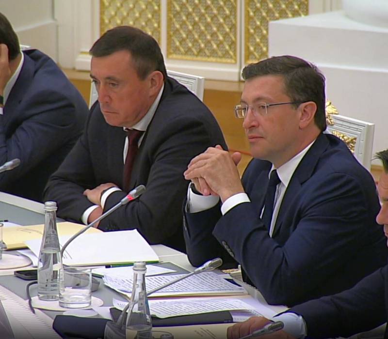 Глеб Никитин озвучил предложение разработать единую программу обновления общественного транспорта в регионах России