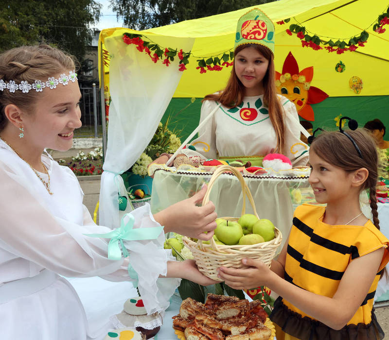 Праздник яблок в Лукоянове