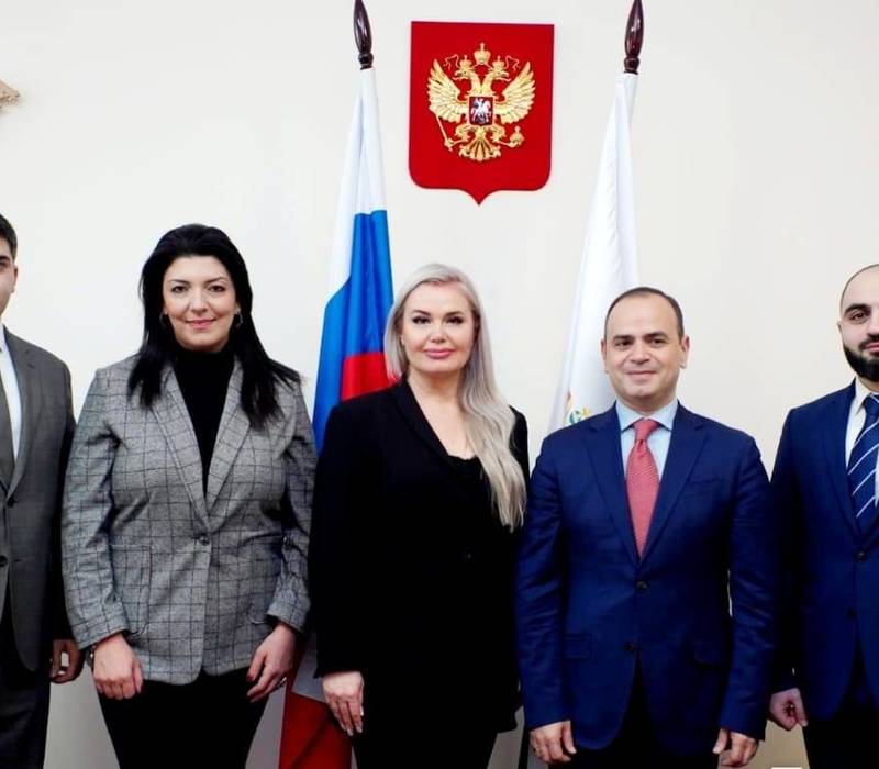 Ольга Гусева провела встречу с главным уполномоченным по делам диаспоры Республики Армения 