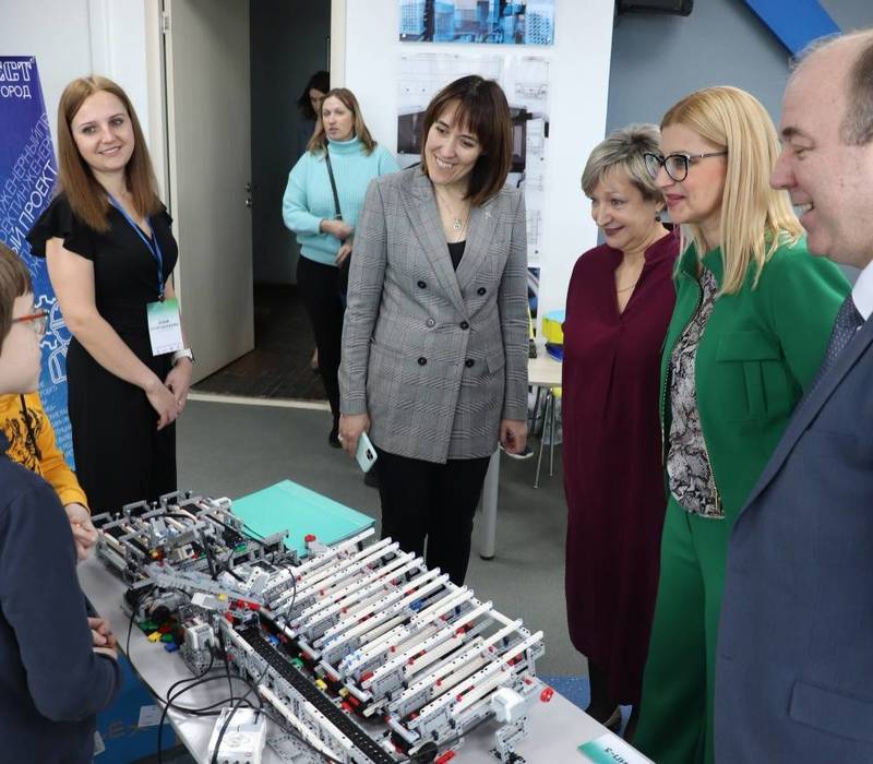 Нижегородские школьники презентовали свои робототехнические изобретения на региональном фестивале «Технофест»