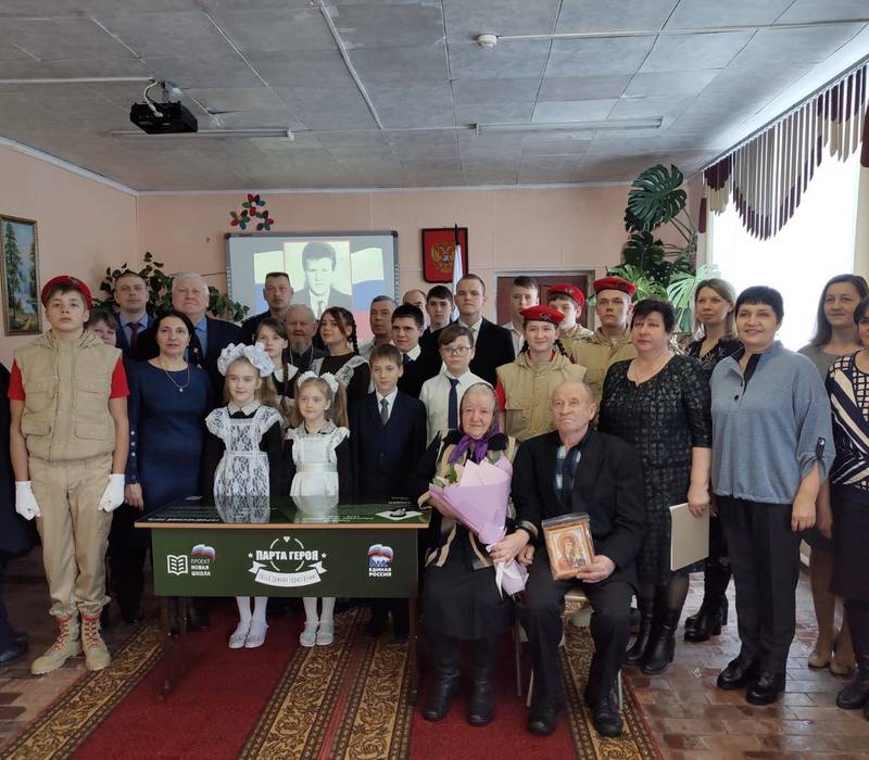 Во всех школах Гагинского муниципального округа установили «Парты Героя»