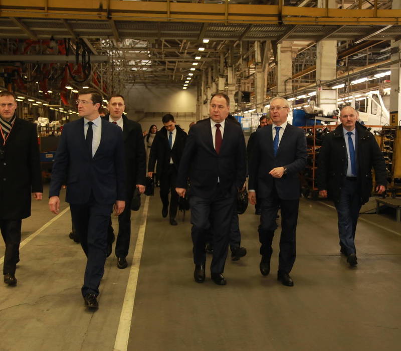 Делегация Республики Беларусь во главе с премьер-министром Романом Головченко посетила нижегородские промпредприятия