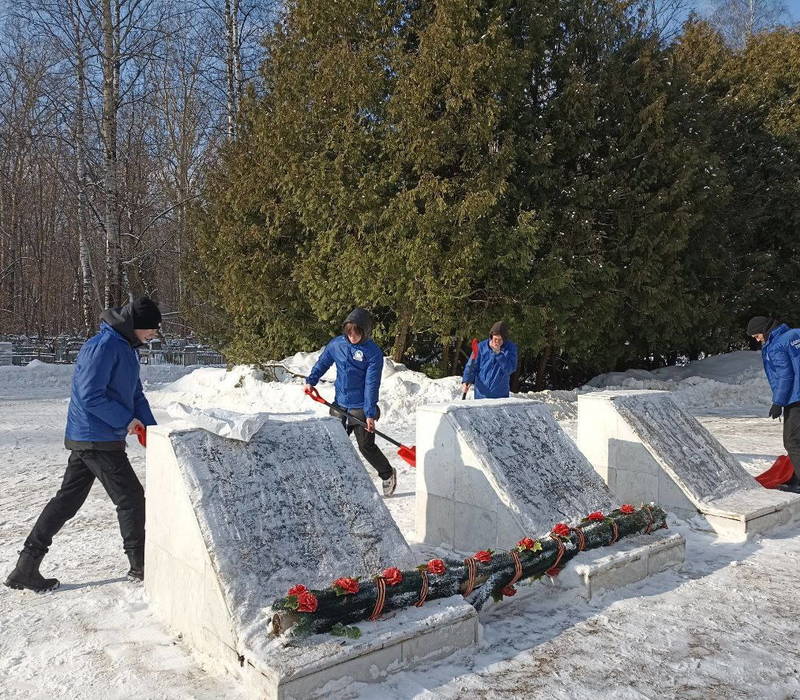 Нижегородские «Волонтеры Победы» очистят более ста памятников, посвященных Героям Великой Отечественной войны