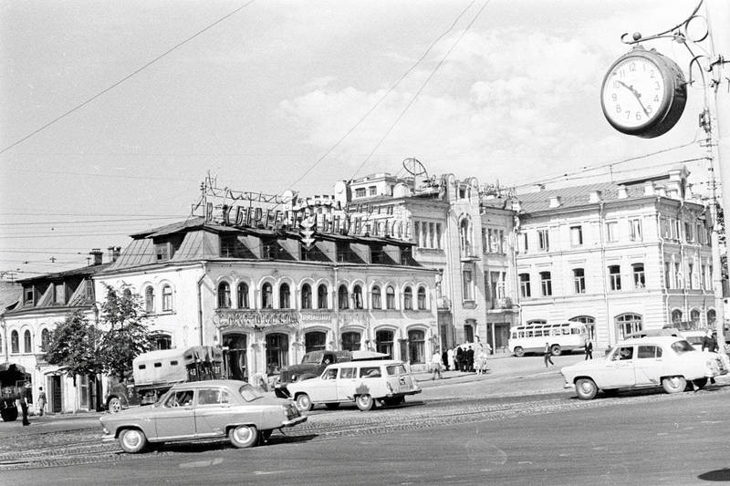 В Русском музее фотографии открылась выставка «Советская эпоха в фотографиях Виктора Бородина»