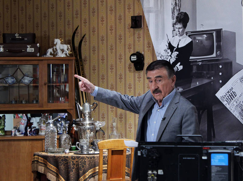 Музей «Назад в СССР» стал съемочной площадкой передачи «Следствие вели» с Леонидом Каневским